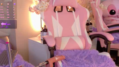 Amy online show from March 3, 8:38 pm