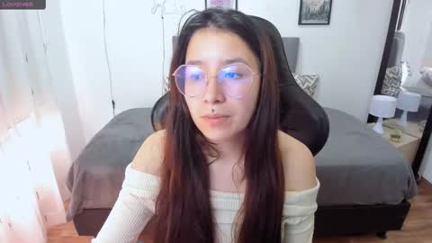 Snapshot of amy_sophiaa chatting on October 14, 1:14 pm Amy sophia 3 online show from October 14, 1:14 pm