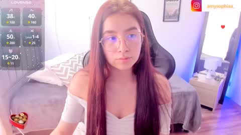 Snapshot of amy_sophiaa chatting on February 26, 6:26 pm Amy sophia 3 online show from February 26, 6:26 pm