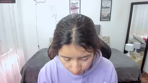 Snapshot of amy_sophiaa chatting on September 19, 12:20 pm Amy sophia 3 online show from September 19, 12:20 pm