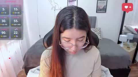 Snapshot of amy_sophiaa chatting on September 24, 12:45 pm Amy sophia 3 online show from September 24, 12:45 pm
