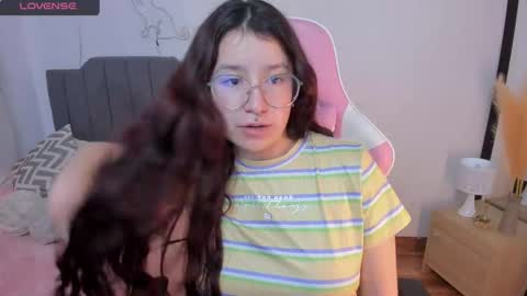 Amy sophia 3 online show from April 15, 1:14 pm