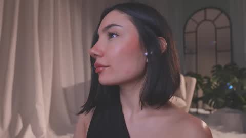 Amy Armstrong online show from February 13, 11:19 pm