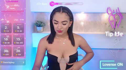 Snapshot of amyjohnsonn chatting on March 3, 4:26 pm amyjohnsonn online show from March 3, 4:26 pm