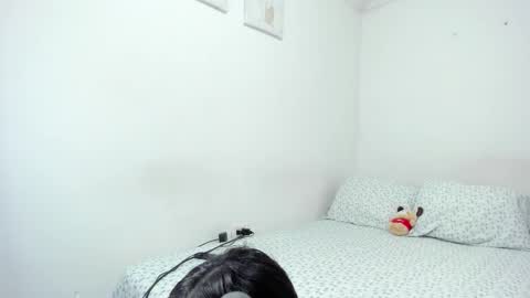 Amy online show from November 21, 7:01 pm