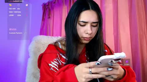 Snapshot of amyolimpo chatting on October 19, 9:19 pm Amy ... Nice to meet u thumb up me please its important online show from October 19, 9:19 pm
