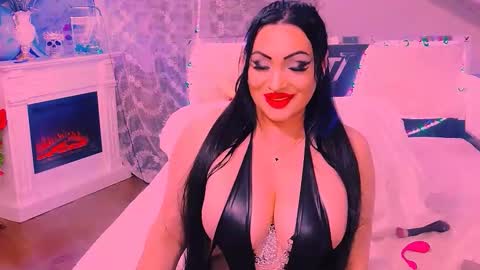 Snapshot of amyrarosera chatting on October 18, 1:10 am Alimoonyia online show from October 18, 1:10 am