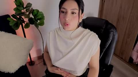 Aleja  online show from February 1, 12:19 am