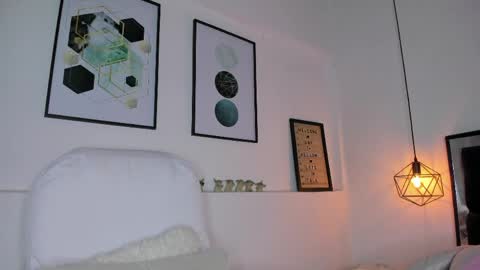 Amy online show from April 17, 12:07 pm