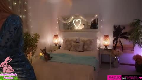  AmyValentine  online show from April 3, 5:58 am