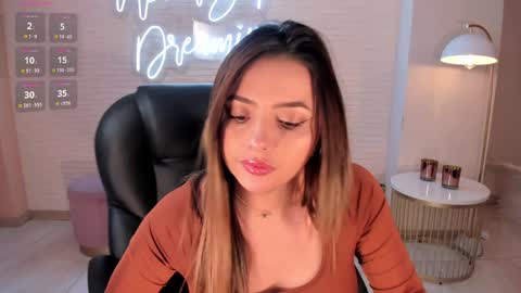 Snapshot of amywoods chatting on January 25, 4:34 am online show from January 25, 4:34 am