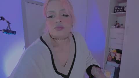 Collinns online show from April 4, 4:52 am