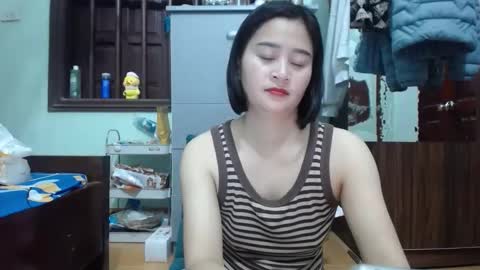 an_naughty online show from February 5, 7:45 am