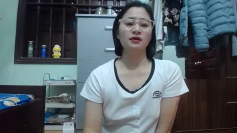 an_naughty online show from February 3, 6:40 am