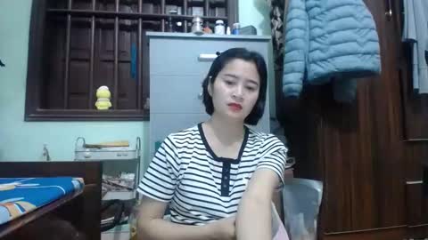 an_naughty online show from April 2, 9:05 am