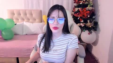 Im anna but you can call me as you want online show from November 20, 10:29 pm