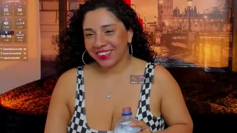 Snapshot of ana_sweet8 chatting on September 15, 10:28 am Ana My schedule 0400 - 1600 GMT -5 online show from September 15, 10:28 am