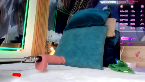 anabacker01 online show from March 23, 12:43 pm