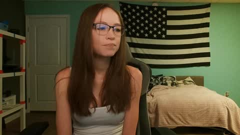 Snapshot of anabelleleigh chatting on September 18, 12:31 pm Anabelleleigh online show from September 18, 12:31 pm