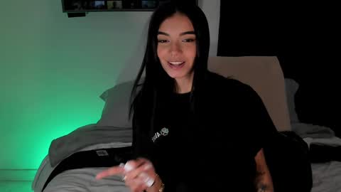 ANABEL WOLF  online show from February 21, 6:37 pm