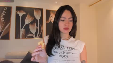 Ana  online show from February 26, 7:34 am