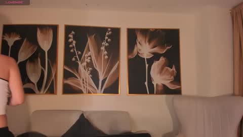 Ana  online show from September 14, 5:58 pm