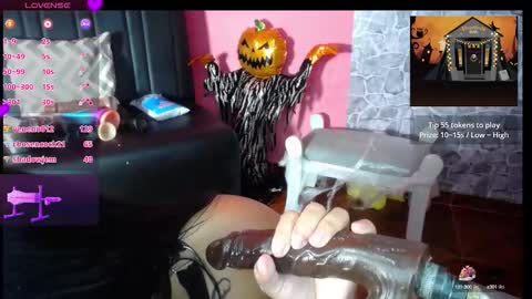 Snapshot of anagil_m chatting on October 5, 7:28 am Anagil online show from October 5, 7:28 am