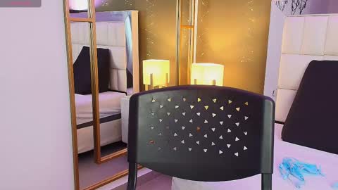 Anahi  online show from September 14, 7:59 pm