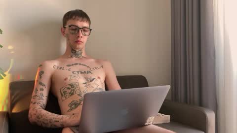 simon online show from April 5, 1:02 am