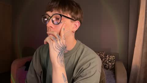 simon online show from October 1, 4:11 am