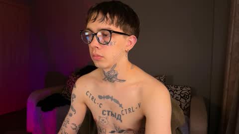 simon online show from September 16, 6:33 pm