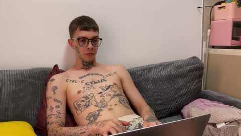 simon online show from March 21, 10:53 am