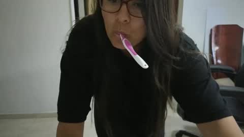 anaids online show from November 4, 1:34 pm