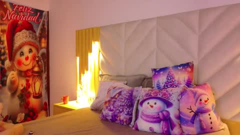 Anaise  online show from December 4, 12:38 pm