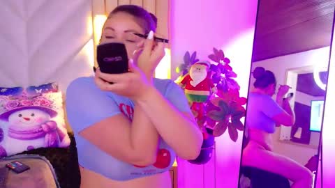 Anaise  online show from November 28, 12:45 pm