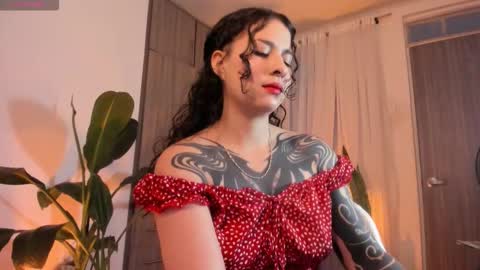 Mariana  online show from November 19, 3:44 pm