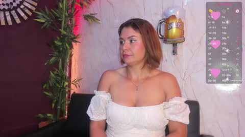 Snapshot of analuna__ chatting on September 29, 9:36 pm Ana Luna online show from September 29, 9:36 pm