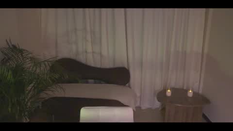 Ann online show from March 3, 6:37 pm