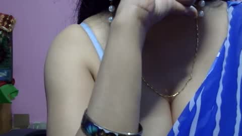 Snapshot of anamika794088 chatting on March 10, 12:06 pm anamika794088 online show from March 10, 12:06 pm