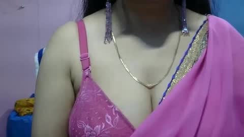 Snapshot of anamika794088 chatting on February 11, 4:56 pm anamika794088 online show from February 11, 4:56 pm