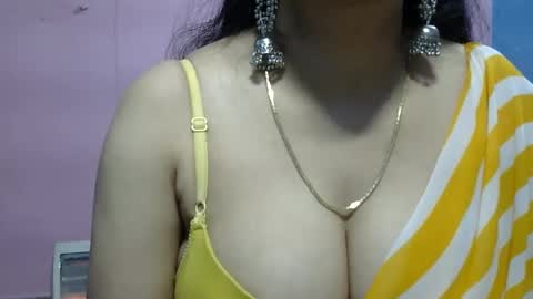 Snapshot of anamika794088 chatting on January 30, 1:20 pm anamika794088 online show from January 30, 1:20 pm