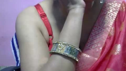 Snapshot of anamika794088 chatting on September 17, 11:35 am anamika794088 online show from September 17, 11:35 am