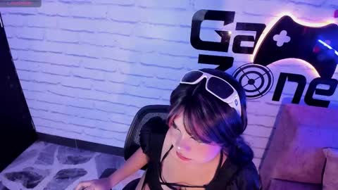 Snapshot of anastasia_jhons chatting on March 5, 3:18 am anastasia online show from March 5, 3:18 am