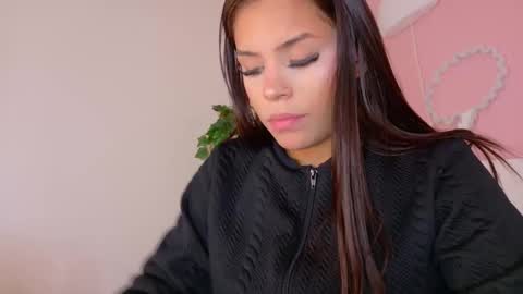 Snapshot of anavicc__ chatting on October 20, 10:20 am Kendra online show from October 20, 10:20 am