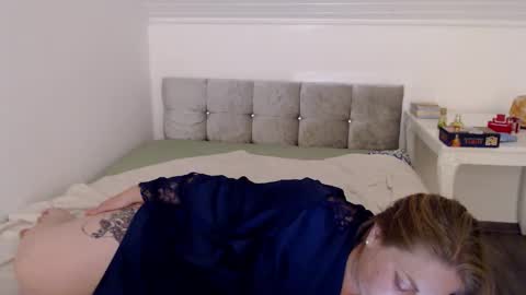 Snapshot of andorphina chatting on October 5, 9:11 pm Andorphin online show from October 5, 9:11 pm