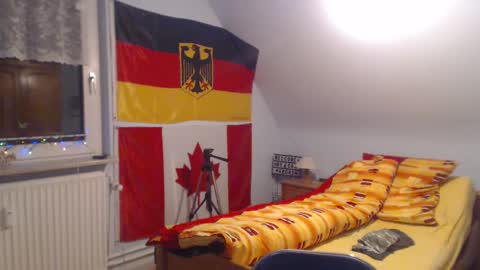 Andre online show from December 1, 9:06 pm