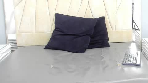 Andre Blow online show from September 20, 5:16 pm
