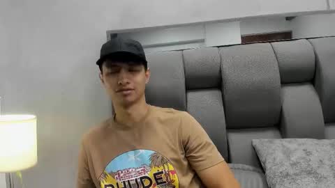 Andre Blow online show from October 10, 12:11 pm
