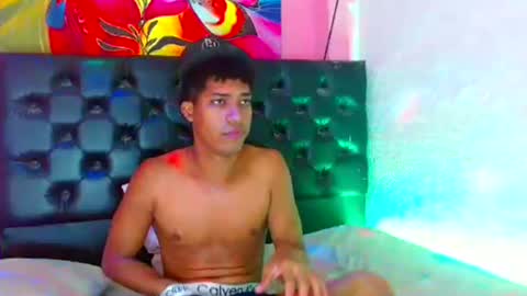 andrea andres couplehot online show from November 29, 9:17 am