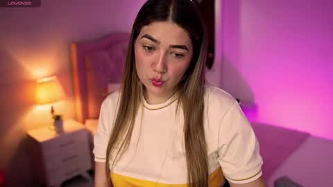 Snapshot of andrea_garciat chatting on October 11, 8:56 pm Andrea online show from October 11, 8:56 pm
